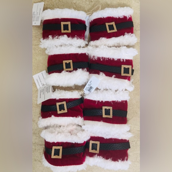 Pottery Barn Santa's Belt Napkin Rings - Set Of 4 - Picture 6 of 6